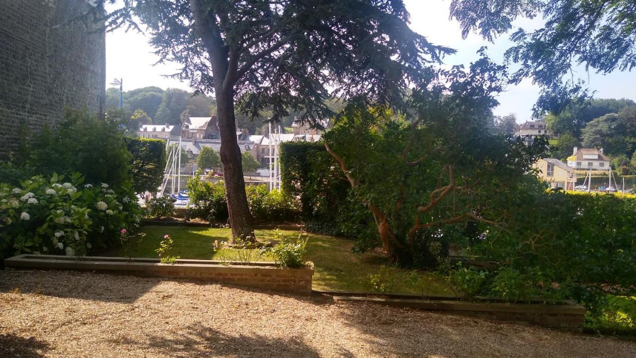 Appartement Sur Le Port, 105M Rez De Jardin Avec Parc Privatif Saint-Valery-en-Caux Esterno foto